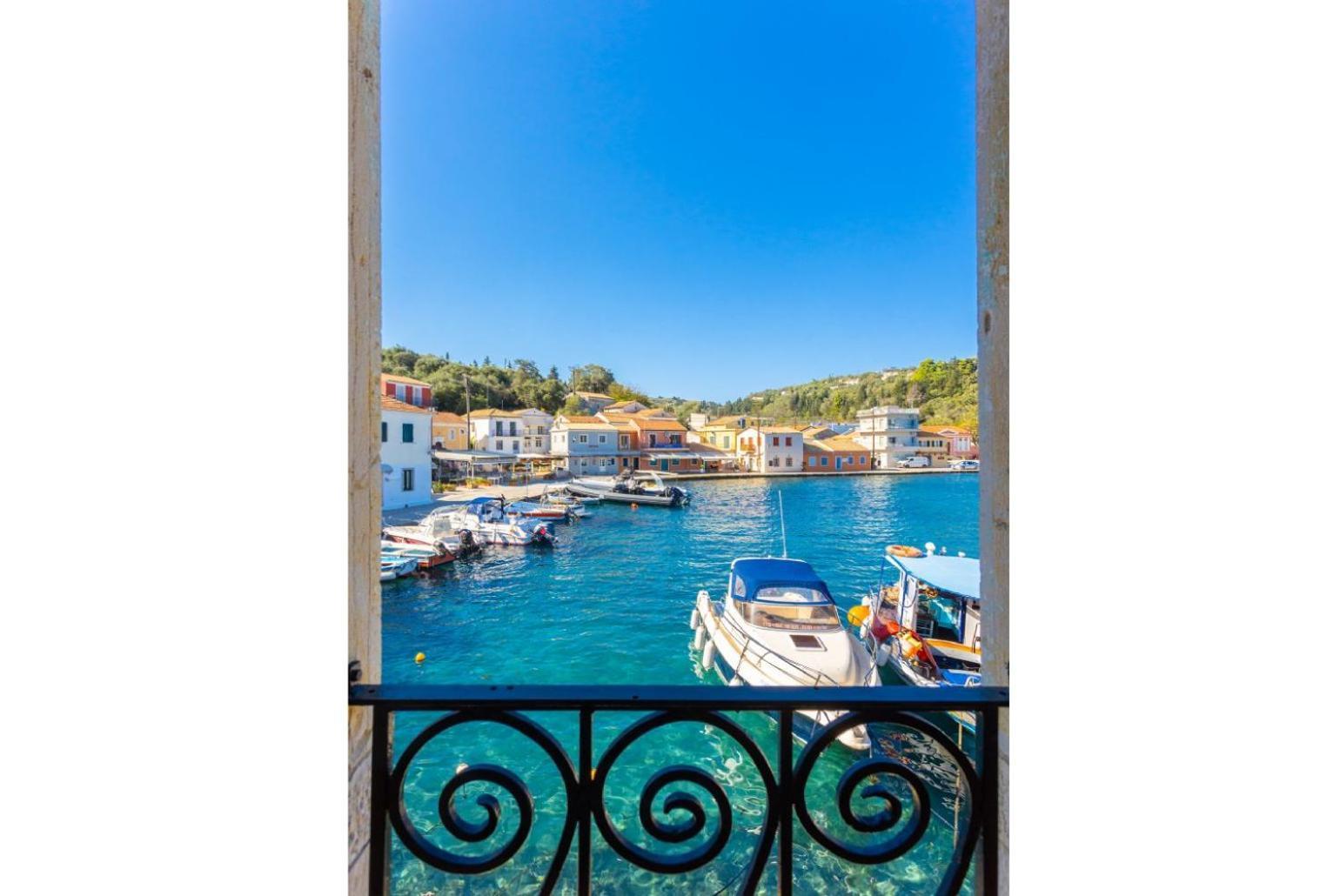 شقة Spiros Jetty House Longós المظهر الخارجي الصورة