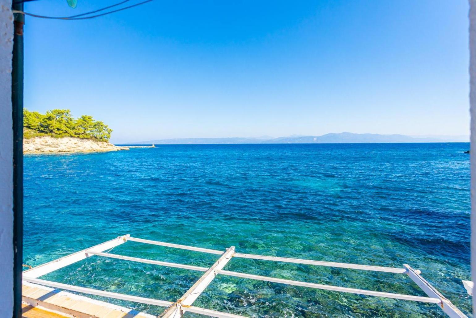 شقة Spiros Jetty House Longós المظهر الخارجي الصورة