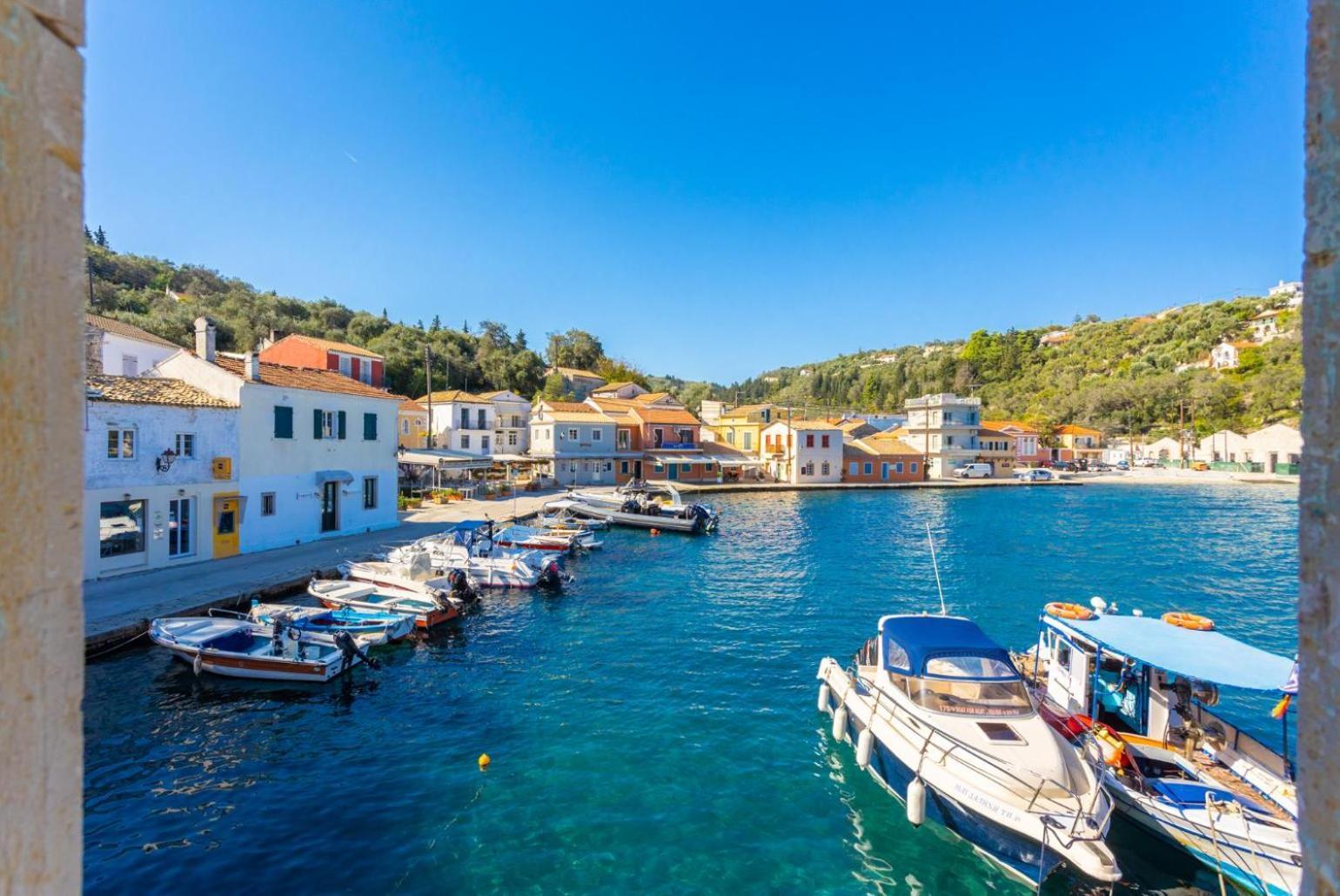 شقة Spiros Jetty House Longós المظهر الخارجي الصورة